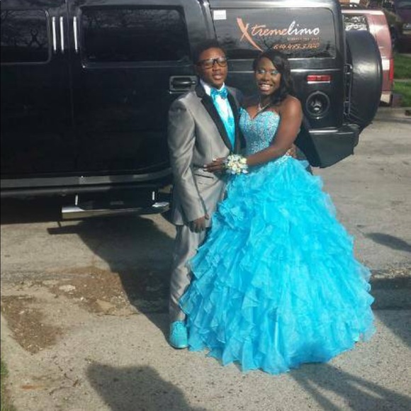 Blue Prom dress - Picture 3 of 4